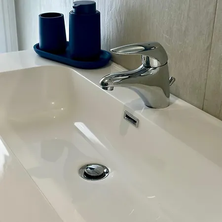 公寓 Monti Tiburtini *